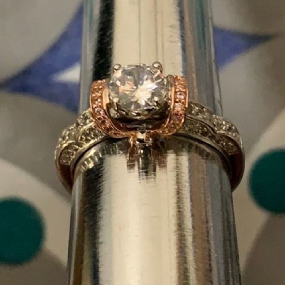 .925 sterling silver and 14 k rose gold ring